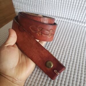3 for $25 ❤ Men small  brown leather belt embossed no buckle